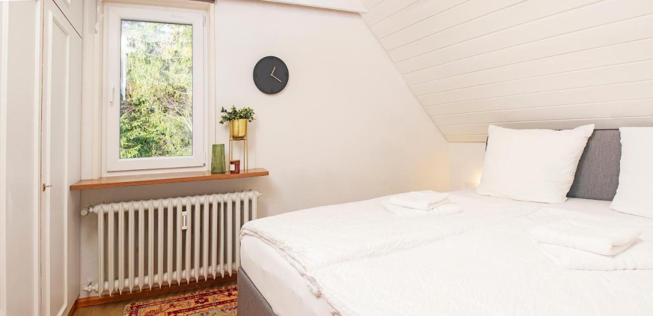 Blackncozy - Grosszuegiges Designappartement Mit Boxspringbetten Und Heimkino Фелдберг Екстериор снимка