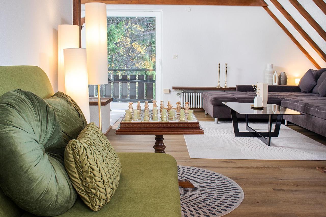 Blackncozy - Grosszuegiges Designappartement Mit Boxspringbetten Und Heimkino Фелдберг Екстериор снимка