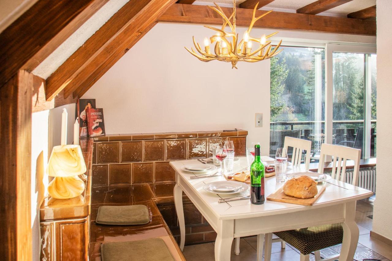 Blackncozy - Grosszuegiges Designappartement Mit Boxspringbetten Und Heimkino Фелдберг Екстериор снимка